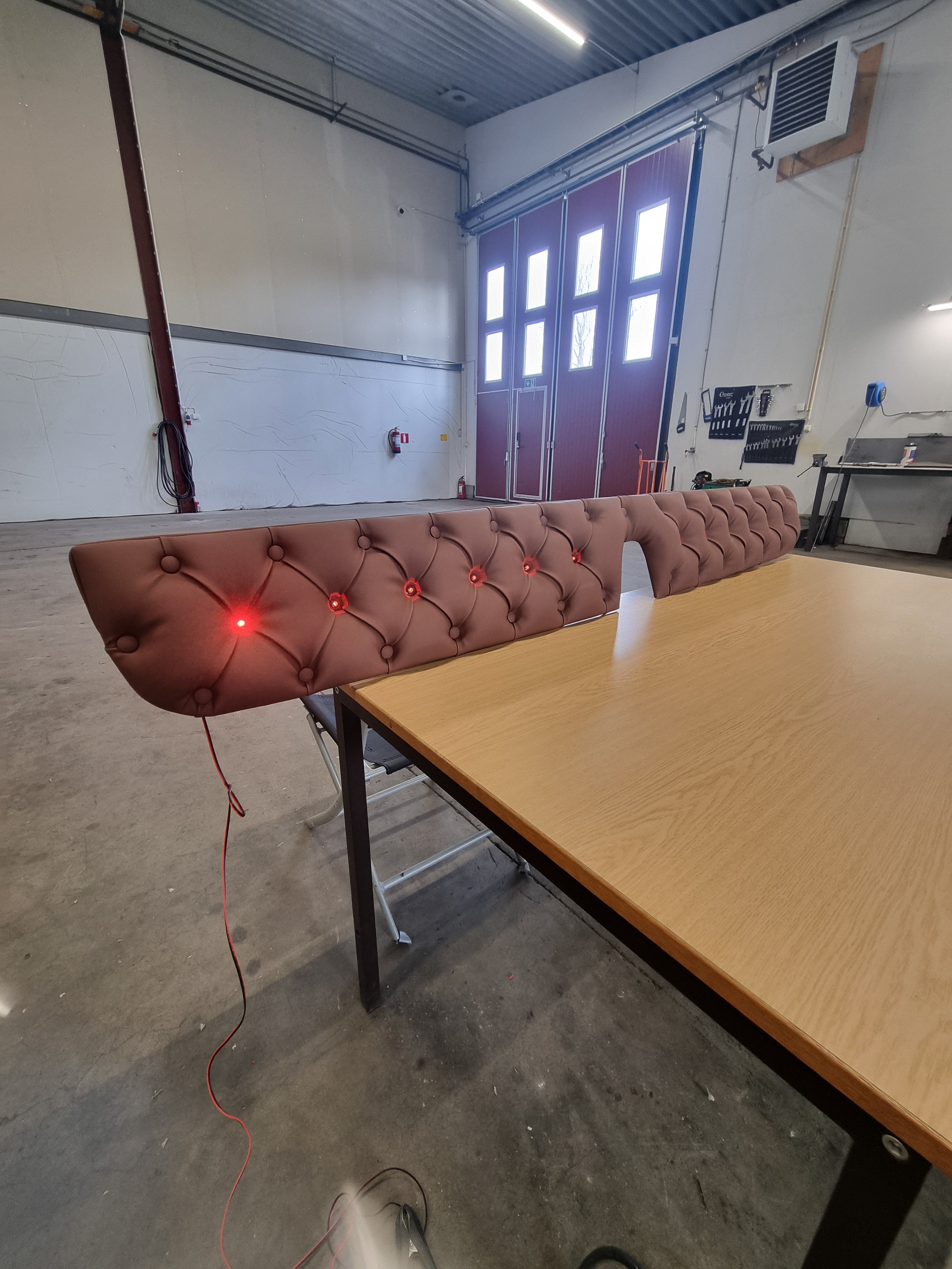 Knappstoppat solskydd